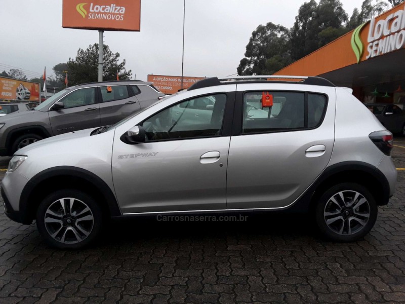 SANDERO 1.6 STEPWAY ICONIC X-TRONIC 16V FLEX 4P AUTOMÁTICO - 2020 - CAXIAS DO SUL