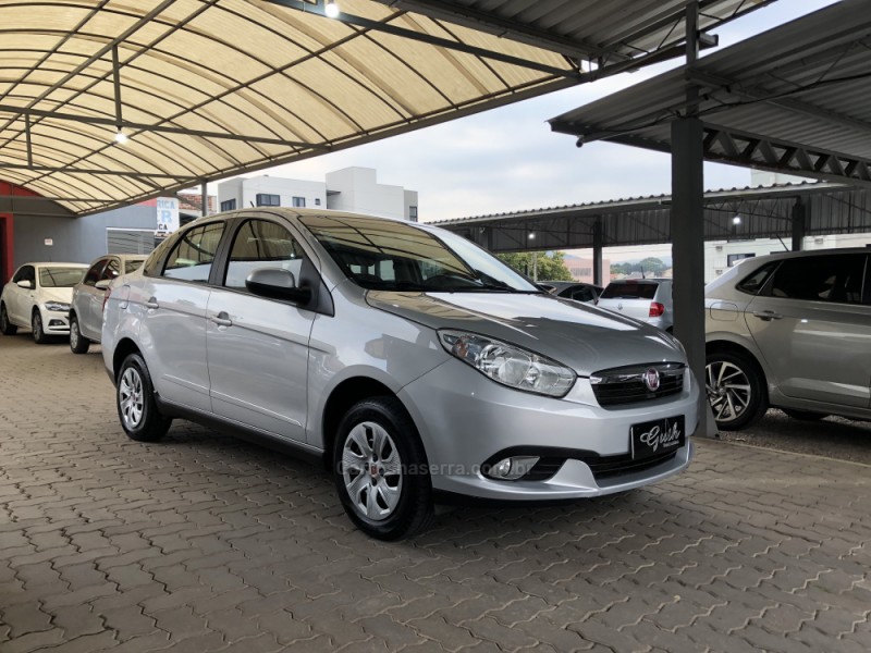 GRAND SIENA 1.4 MPI ATTRACTIVE 8V FLEX 4P MANUAL - 2014 - BOM PRINCíPIO