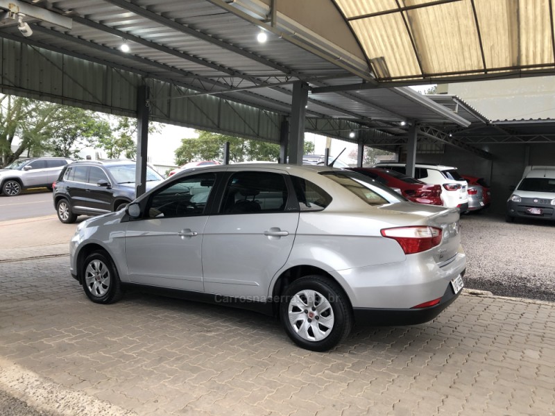 GRAND SIENA 1.4 MPI ATTRACTIVE 8V FLEX 4P MANUAL - 2014 - BOM PRINCíPIO