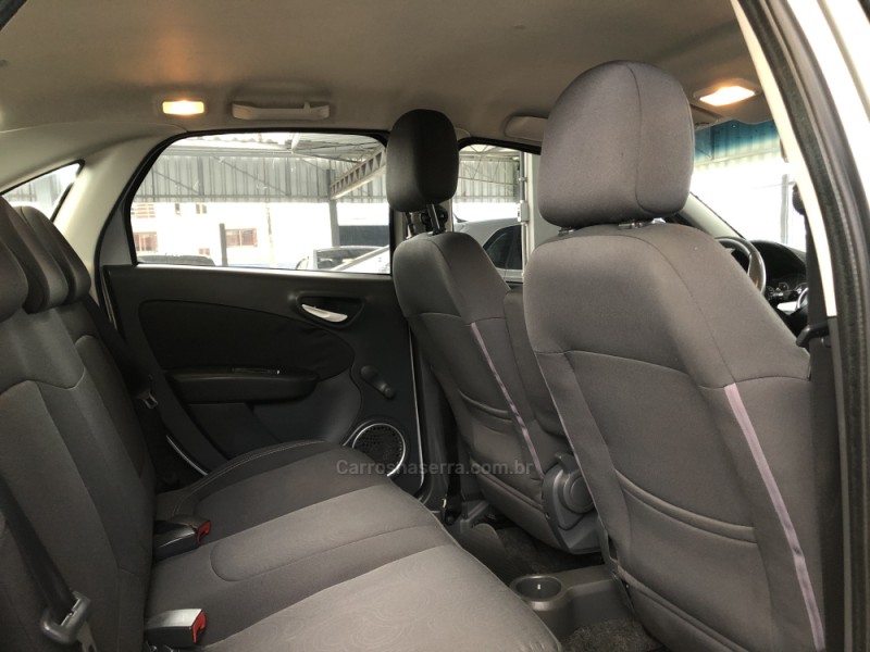 GRAND SIENA 1.4 MPI ATTRACTIVE 8V FLEX 4P MANUAL - 2014 - BOM PRINCíPIO
