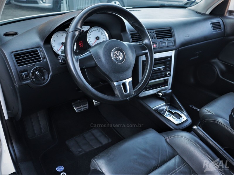 GOLF 2.0 MI SPORTLINE 8V FLEX 4P TIPTRONIC - 2013 - SAPIRANGA