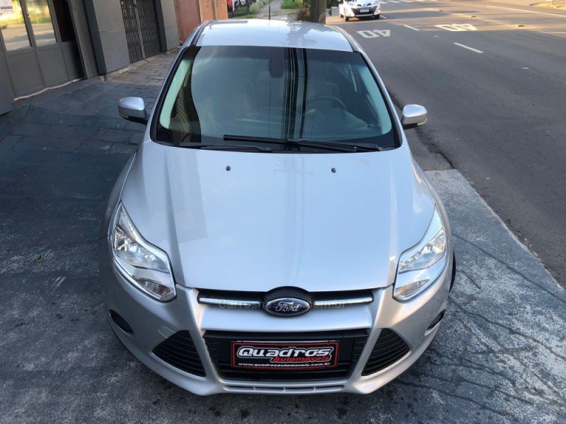 FOCUS 2.0 SE SEDAN 16V FLEX 4P AUTOMÁTICO - 2014 - CAXIAS DO SUL