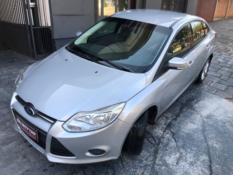 FOCUS 2.0 SE SEDAN 16V FLEX 4P AUTOMÁTICO - 2014 - CAXIAS DO SUL
