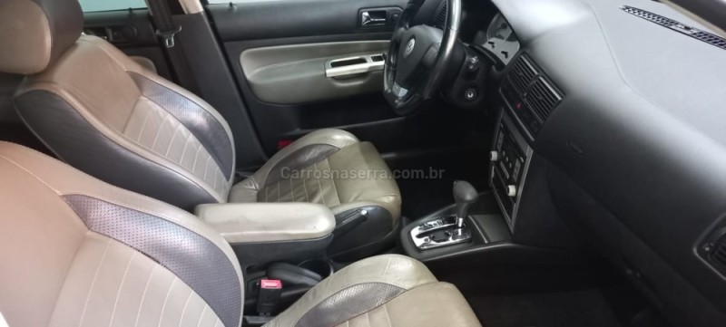 GOLF 1.8 MI GTI 20V 193CV TURBO GASOLINA 4P TIPTRONIC - 2008 - BENTO GONçALVES