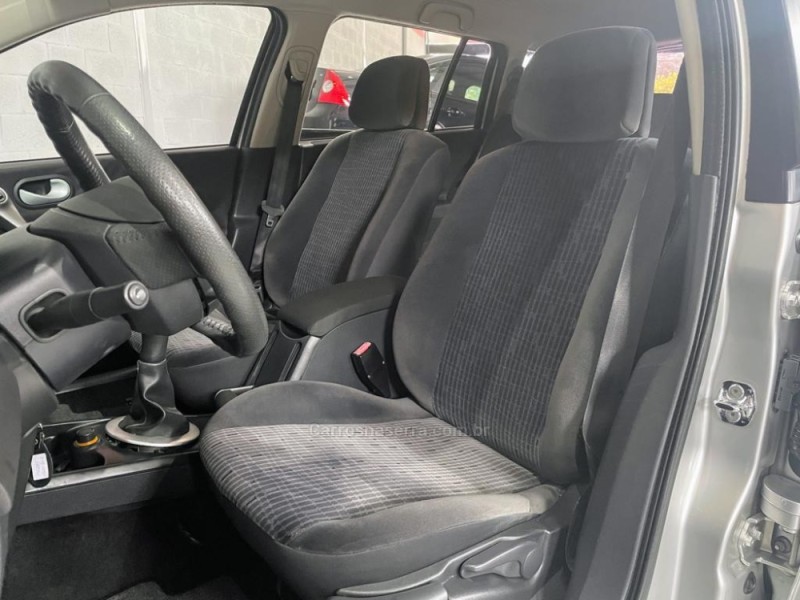 MÉGANE 1.6 DYNAMIQUE GRAND TOUR 16V FLEX 4P MANUAL - 2011 - NOVO HAMBURGO
