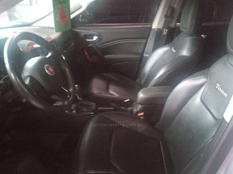 TORO 2.0 16V TURBO DIESEL FREEDOM 4WD AT9 AUTOMÁTICO - 2019 - NOVO HAMBURGO