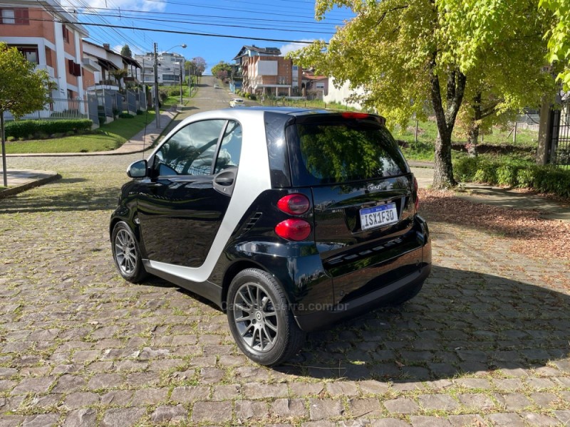 FORTWO 1.0 COUPE 3 CILINDROS TURBO GASOLINA 2P AUTOMÁTICO - 2010 - CAXIAS DO SUL
