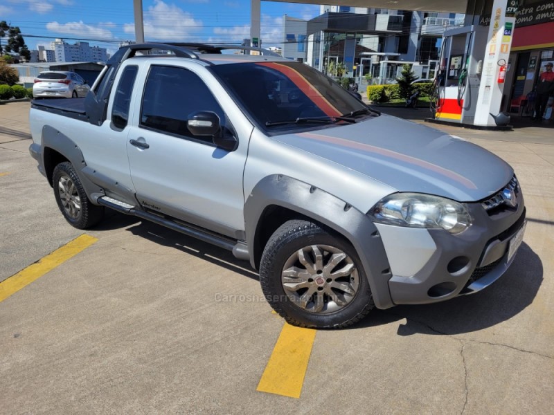 STRADA 1.8 MPI ADVENTURE LOCKER CD 16V FLEX 2P MANUAL - 2013 - CAXIAS DO SUL