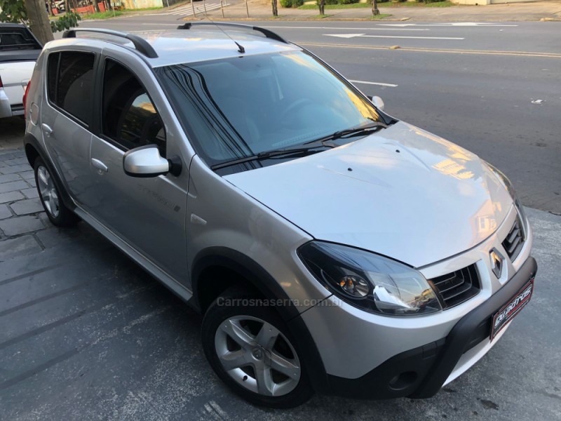 sandero 1.6 stepway 8v flex 4p manual 2009 caxias do sul