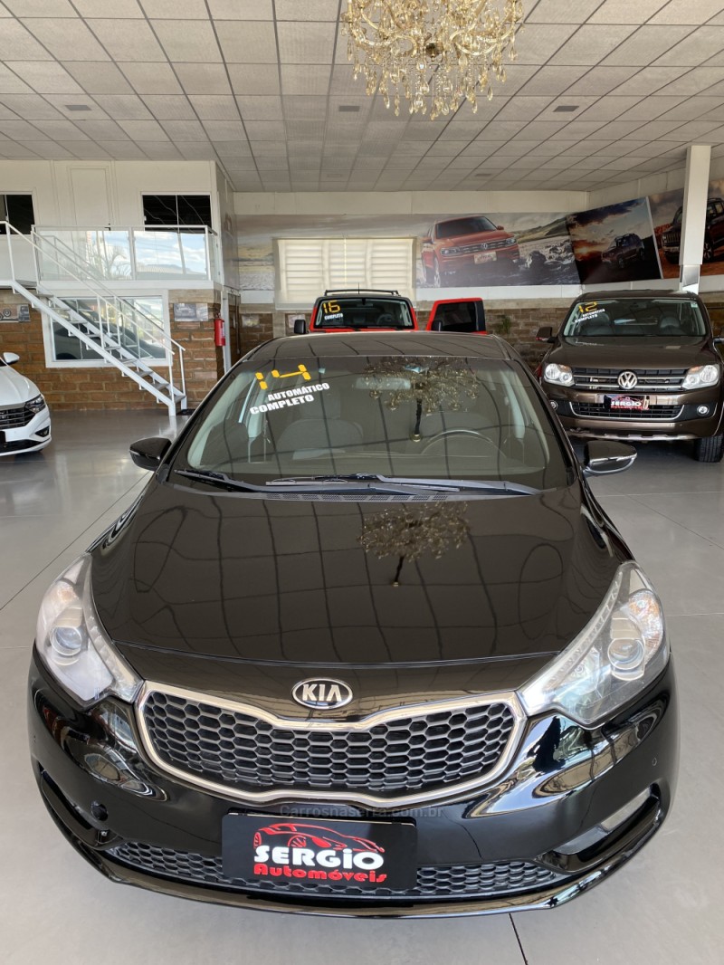 CERATO 1.6 E.221 SEDAN 16V GASOLINA 4P AUTOMÁTICO - 2014 - PAROBé
