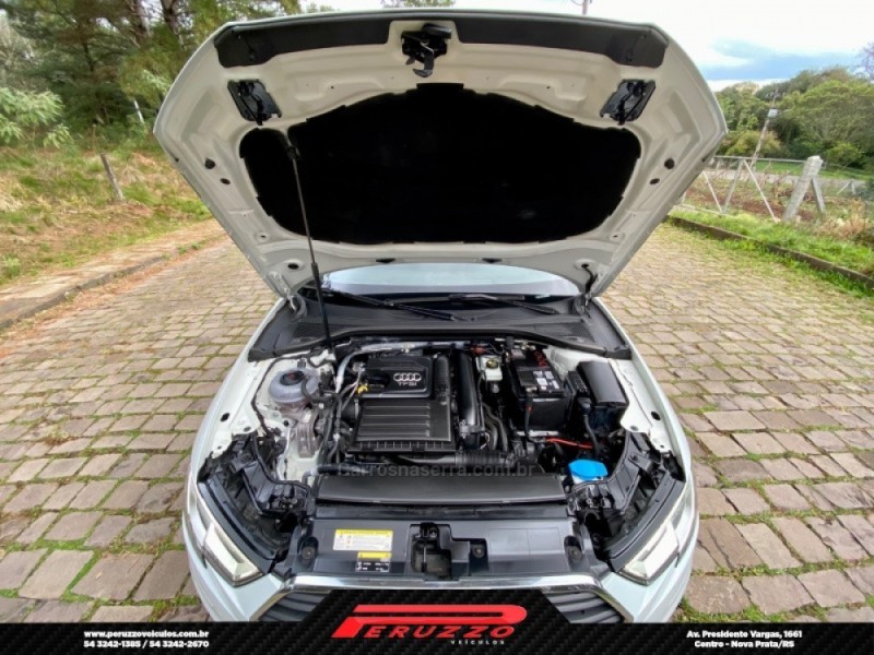 A3 1.4 TFSI SPORTBACK 16V GASOLINA 4P S-TRONIC - 2018 - NOVA PRATA