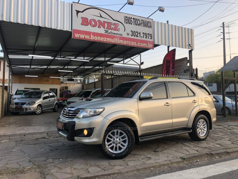hilux sw4 3.0 srv 4x4 7 lugares 16v turbo intercooler diesel 4p automatico 2014 caxias do sul