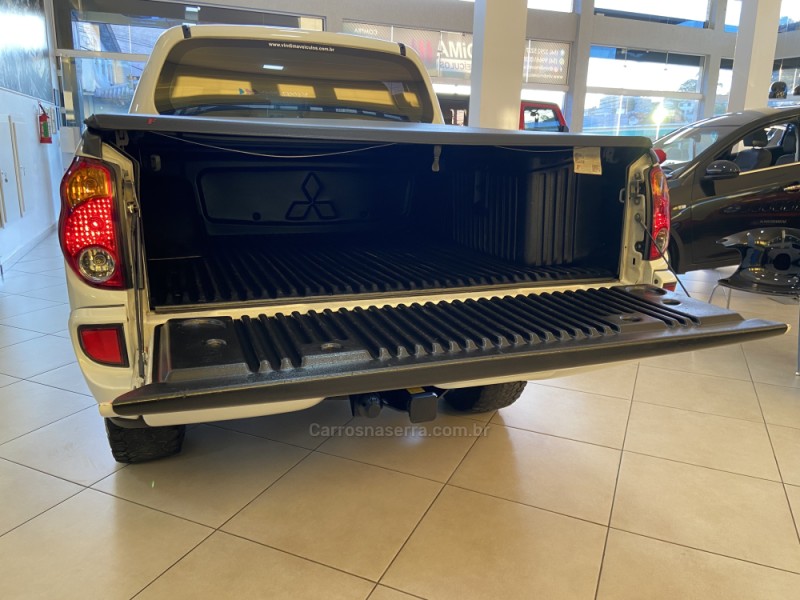 L200 TRITON 3.2 HPE 4X4 CD 16V TURBO INTERCOOLER DIESEL 4P AUTOMÁTICO - 2012 - FLORES DA CUNHA