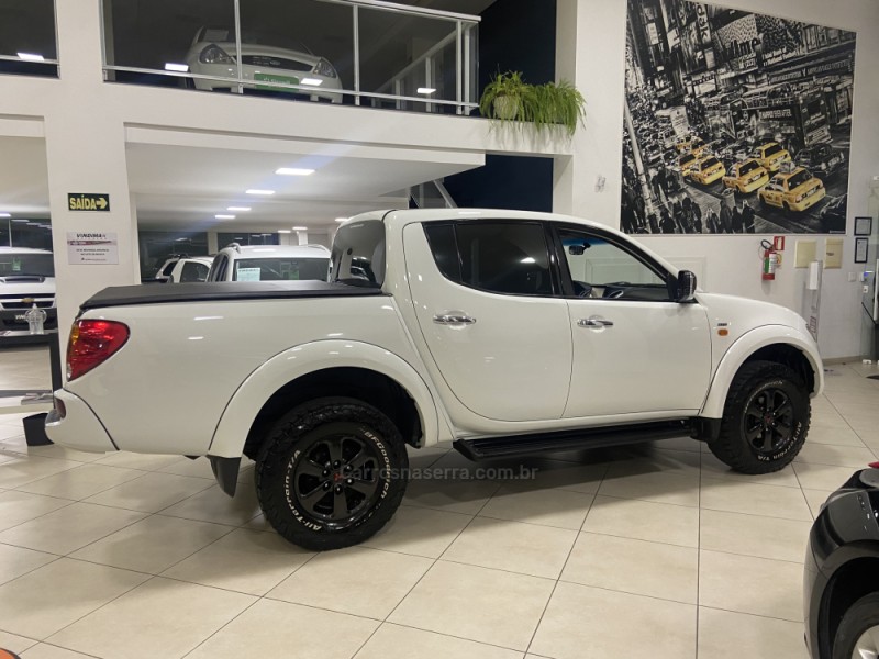 L200 TRITON 3.2 HPE 4X4 CD 16V TURBO INTERCOOLER DIESEL 4P AUTOMÁTICO - 2012 - FLORES DA CUNHA