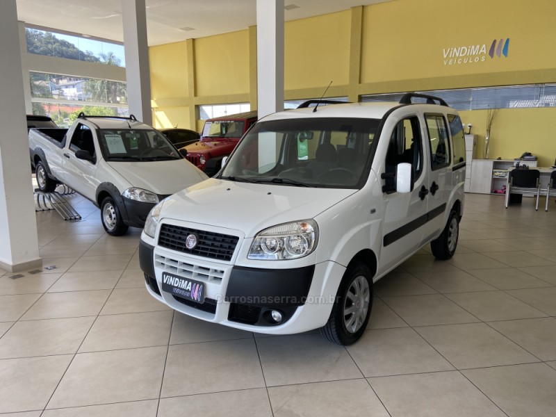 doblo 1.8 mpi essence 16v flex 7p manual 2014 flores da cunha