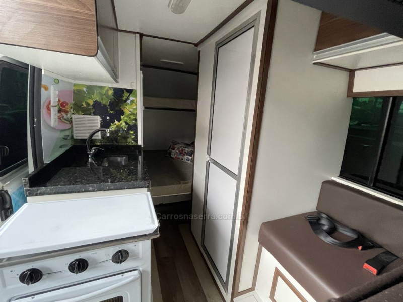 MASTER 2.5 DCI MINIBUS L2H2 16 LUGARES 16V DIESEL 3P MANUAL - 2011 - CAXIAS DO SUL