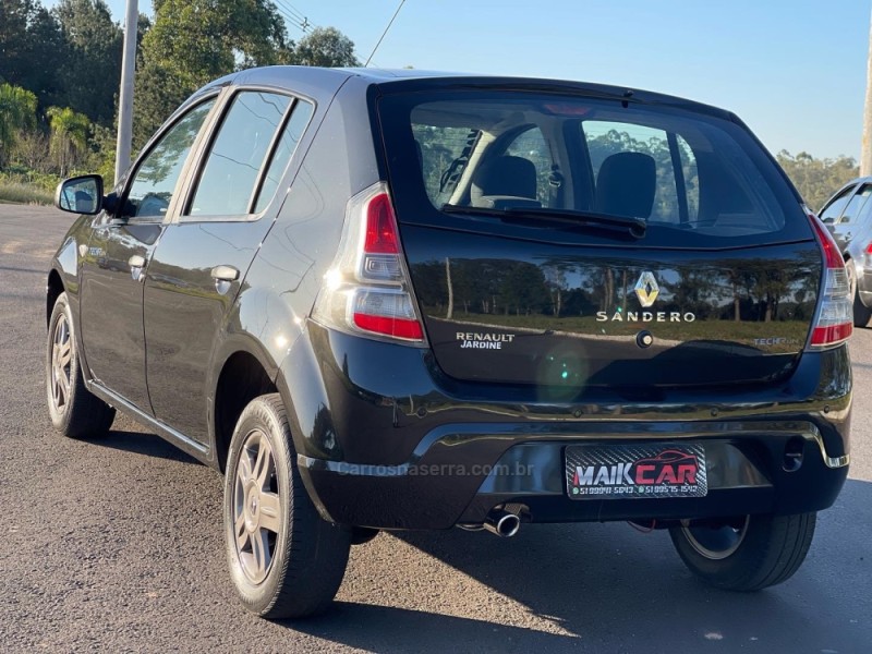 SANDERO 1.0 TECH RUN 16V FLEX 4P MANUAL - 2014 - SãO SEBASTIãO DO CAí