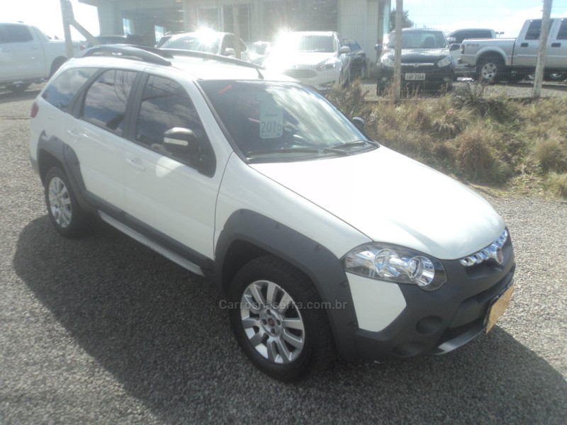 PALIO 1.8 MPI ADVENTURE WEEKEND 16V FLEX 4P MANUAL - 2016 - FARROUPILHA