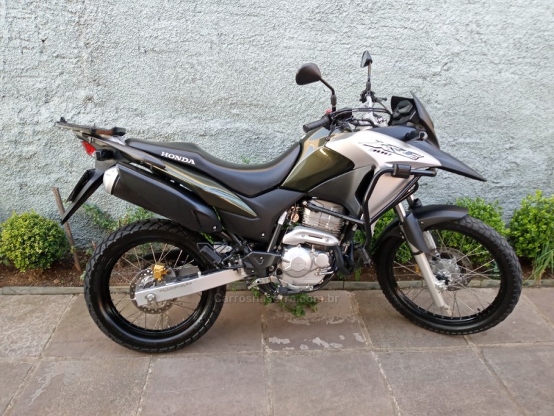 xre 300  2017 caxias do sul