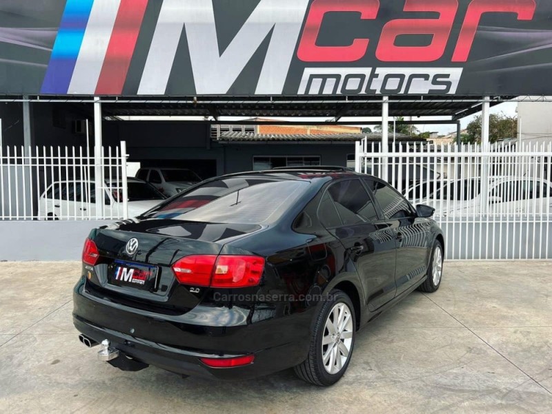 JETTA 2.0 COMFORTLINE FLEX 4P TIPTRONIC - 2012 - NOVO HAMBURGO