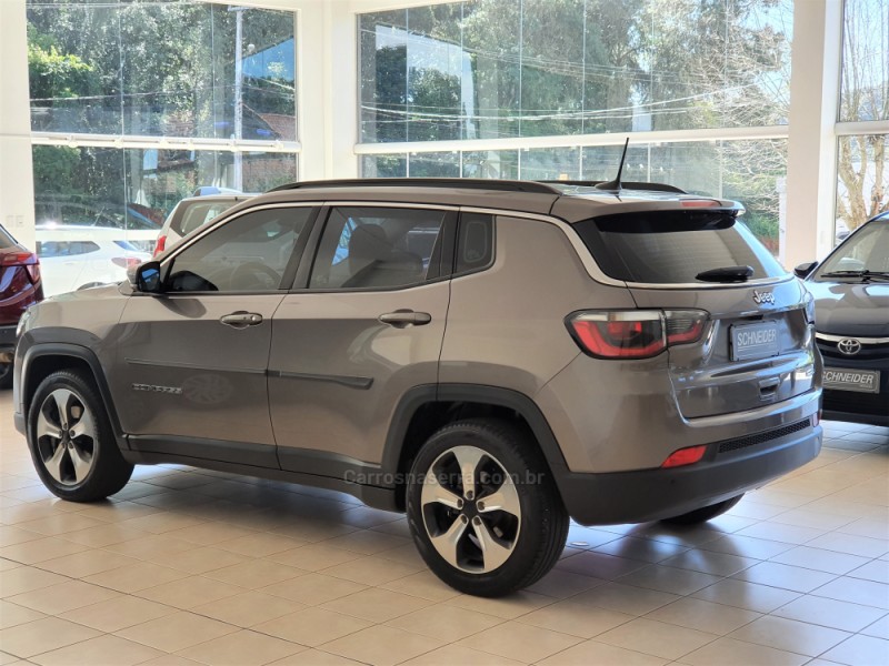 COMPASS 2.0 16V FLEX LONGITUDE AUTOMÁTICO - 2018 - NOVA PETRóPOLIS