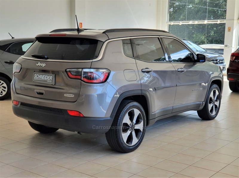 COMPASS 2.0 16V FLEX LONGITUDE AUTOMÁTICO - 2018 - NOVA PETRóPOLIS
