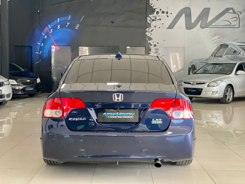 CIVIC 1.8 LXS 16V GASOLINA 4P AUTOMÁTICO - 2007 - ESTâNCIA VELHA