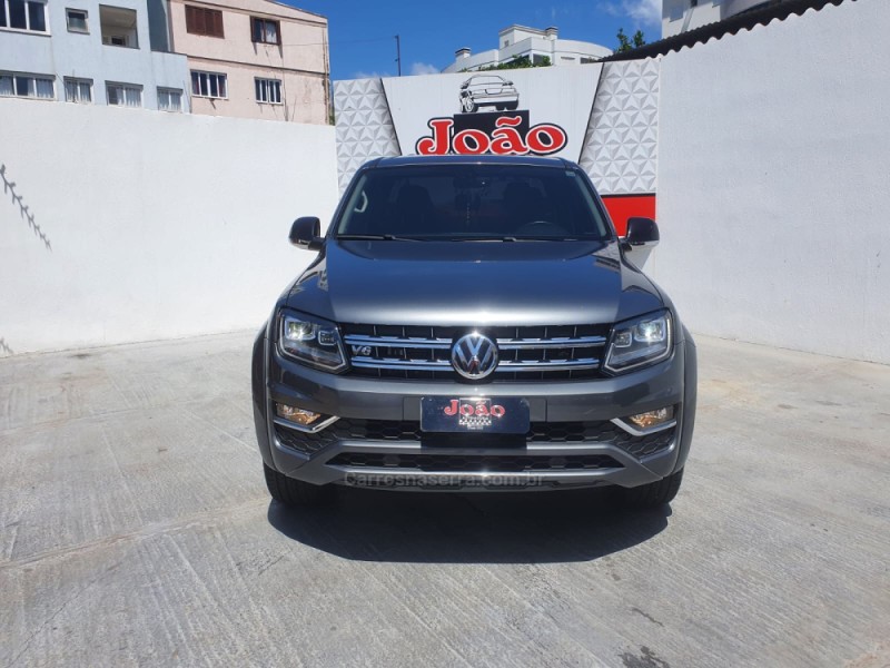 AMAROK 3.0 V6 TDI HIGHLINE CD DIESEL 4MOTION AUTOMÁTICO - 2019 - CASCA