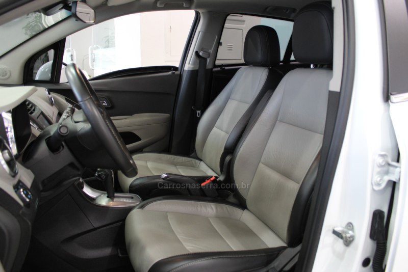 TRACKER 1.8 MPFI LTZ 4X2 16V FLEX 4P AUTOMÁTICO - 2015 - CAXIAS DO SUL