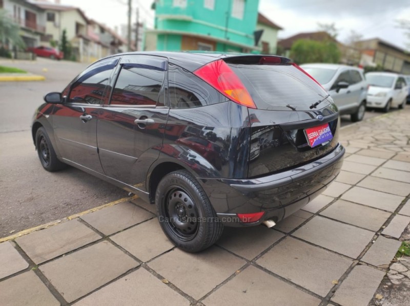 FOCUS 1.6 8V FLEX 4P MANUAL - 2008 - BENTO GONçALVES