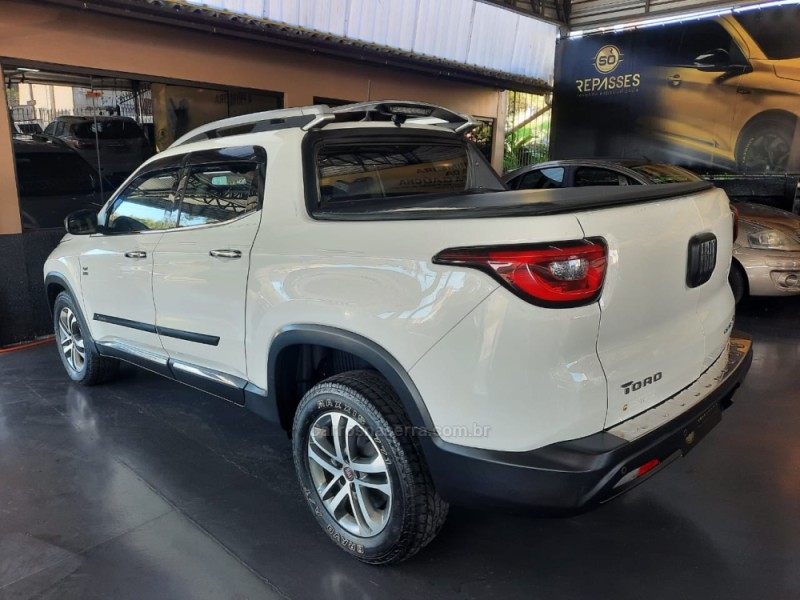 TORO 2.0 16V TURBO DIESEL VOLCANO 4WD AUTOMÁTICO - 2018 - CAXIAS DO SUL