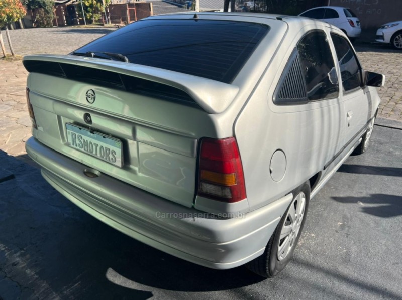 KADETT 1.8 EFI GLS 8V GASOLINA 2P MANUAL - 1998 - CAXIAS DO SUL