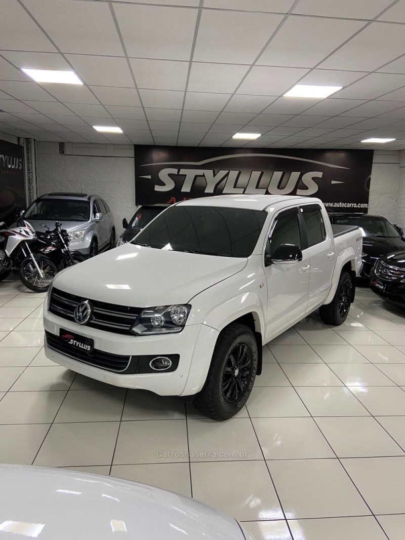 AMAROK 2.0 HIGHLINE 4X4 CD 16V TURBO INTERCOOLER DIESEL 4P AUTOMÁTICO - 2015 - ESTâNCIA VELHA