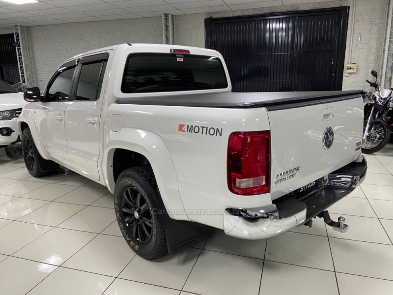 AMAROK 2.0 HIGHLINE 4X4 CD 16V TURBO INTERCOOLER DIESEL 4P AUTOMÁTICO - 2015 - ESTâNCIA VELHA