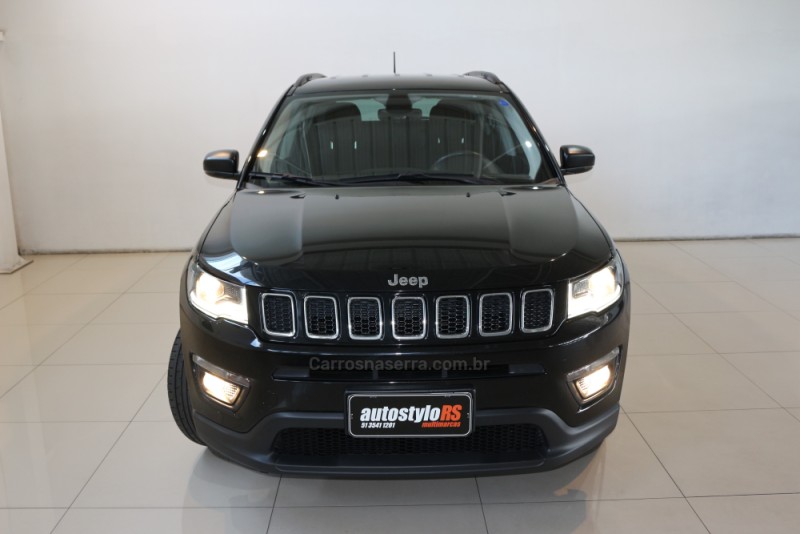 COMPASS 2.0 16V FLEX SPORT AUTOMÁTICO - 2018 - TAQUARA