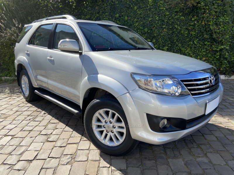 hilux sw4 2.7 sr 4x2 16v flex 4p automatico 2014 farroupilha
