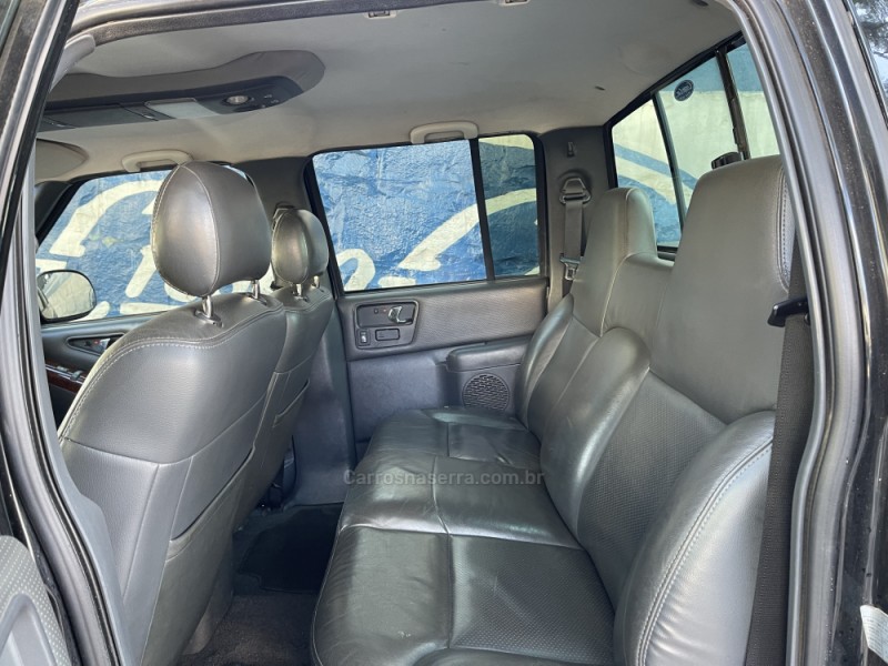 S10 2.4 MPFI EXECUTIVE 4X2 CD 8V FLEX 4P MANUAL - 2010 - CAXIAS DO SUL