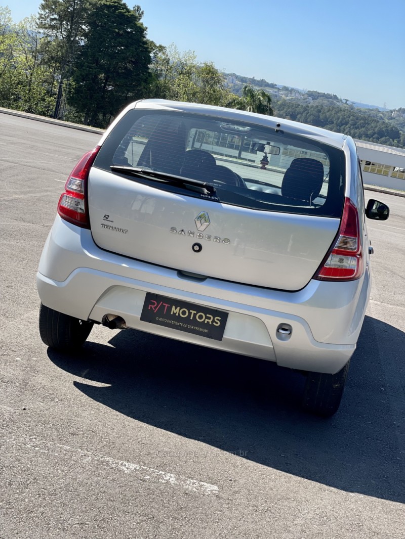 SANDERO 1.0 EXPRESSION 16V FLEX 4P MANUAL - 2012 - CAXIAS DO SUL