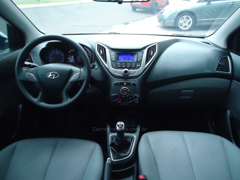 HB20S 1.6 COMFORT STYLE 16V FLEX 4P MANUAL - 2015 - NOVO HAMBURGO