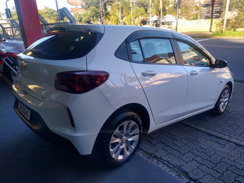 ONIX 1.0  LT 12V FLEX 4P MANUAL - 2020 - CAXIAS DO SUL