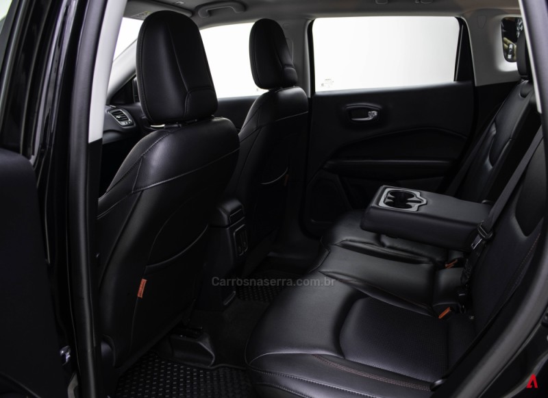 COMPASS 2.0 16V DIESEL TRAILHAWK 4X4 AUTOMÁTICO - 2018 - BENTO GONçALVES
