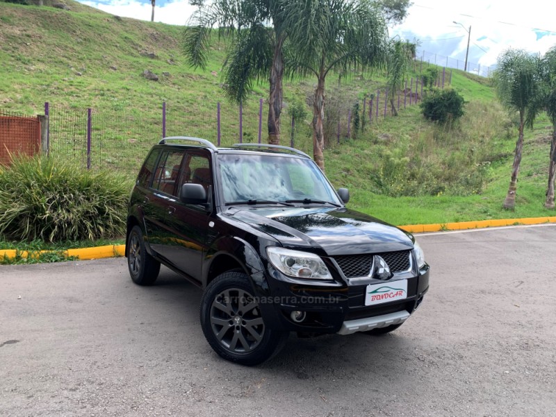 PAJERO TR4 2.0 4X4 16V 140CV FLEX 4P MANUAL - 2010 - CAXIAS DO SUL