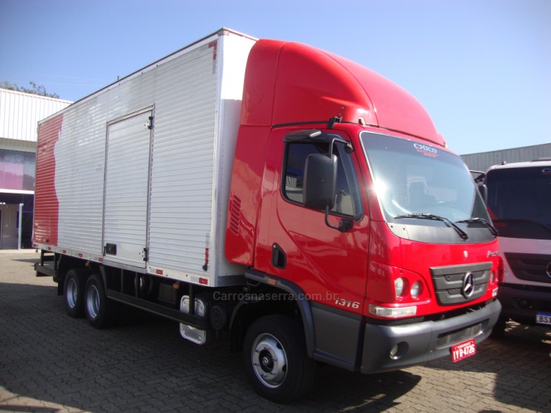 accelo 1316 6x2 2018 garibaldi