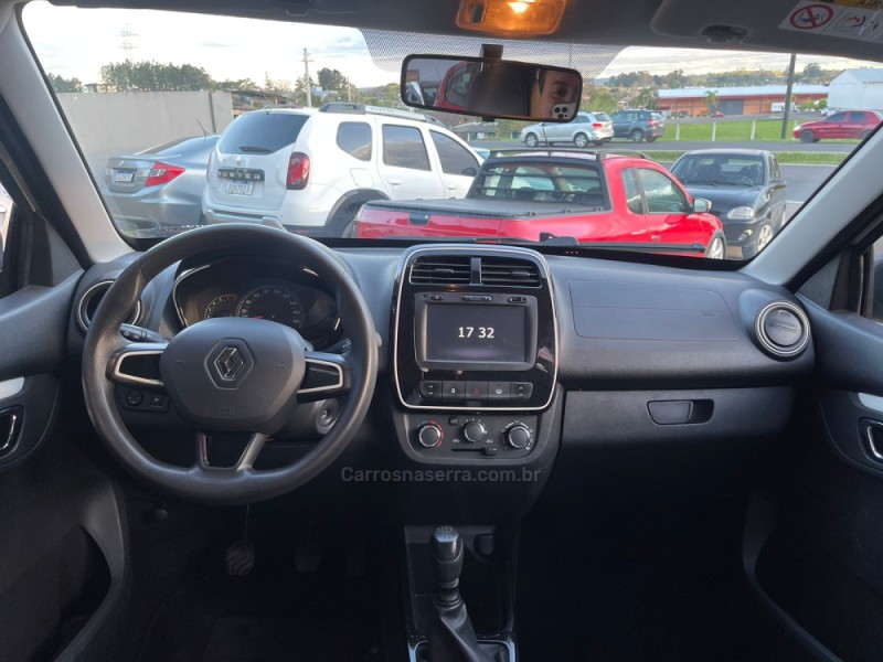 KWID 1.0 12V SCE FLEX INTENSE MANUAL - 2018 - PAROBé