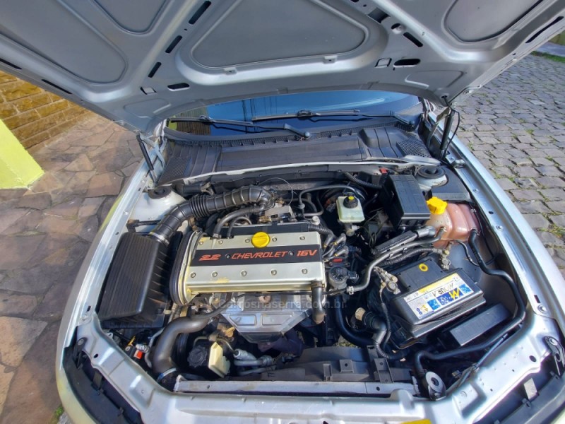 VECTRA 2.2 MPFI CD 16V GASOLINA 4P MANUAL - 2000 - CAXIAS DO SUL