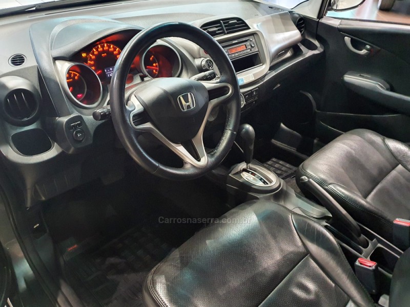 FIT 1.4 LXL 8V GASOLINA 4P AUTOMÁTICO - 2009 - FARROUPILHA