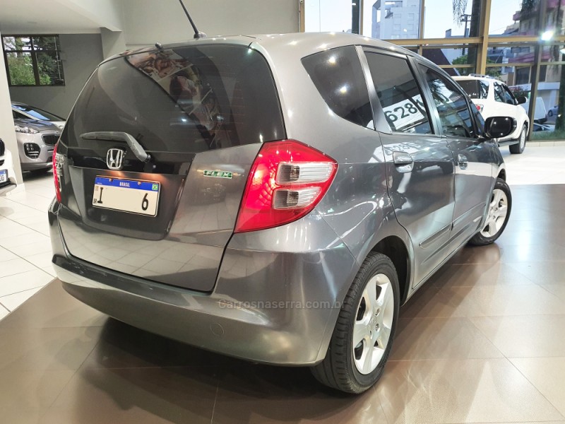 FIT 1.4 LXL 8V GASOLINA 4P AUTOMÁTICO - 2009 - FARROUPILHA
