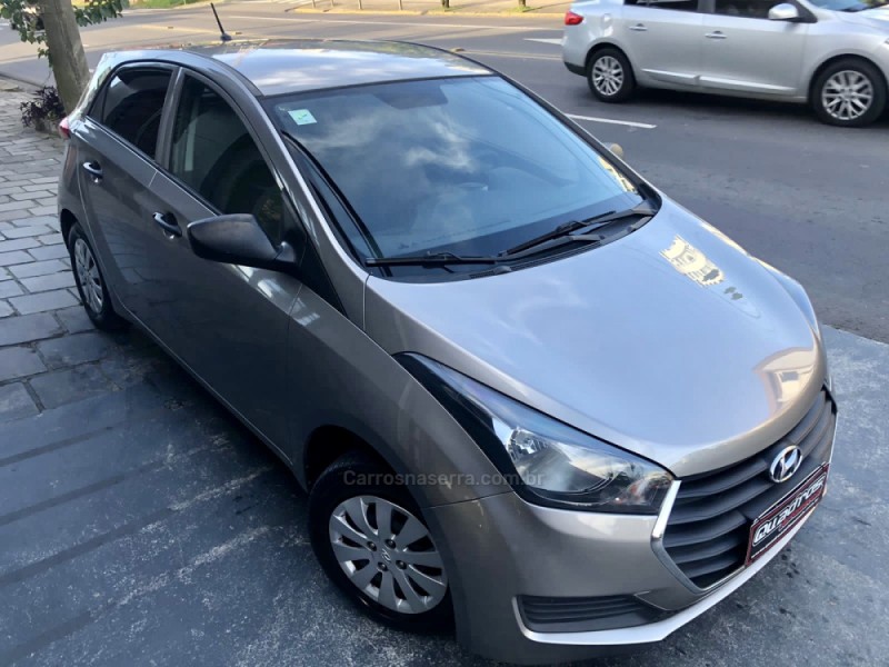 HB20 1.0 COMFORT PLUS 12V FLEX 4P MANUAL