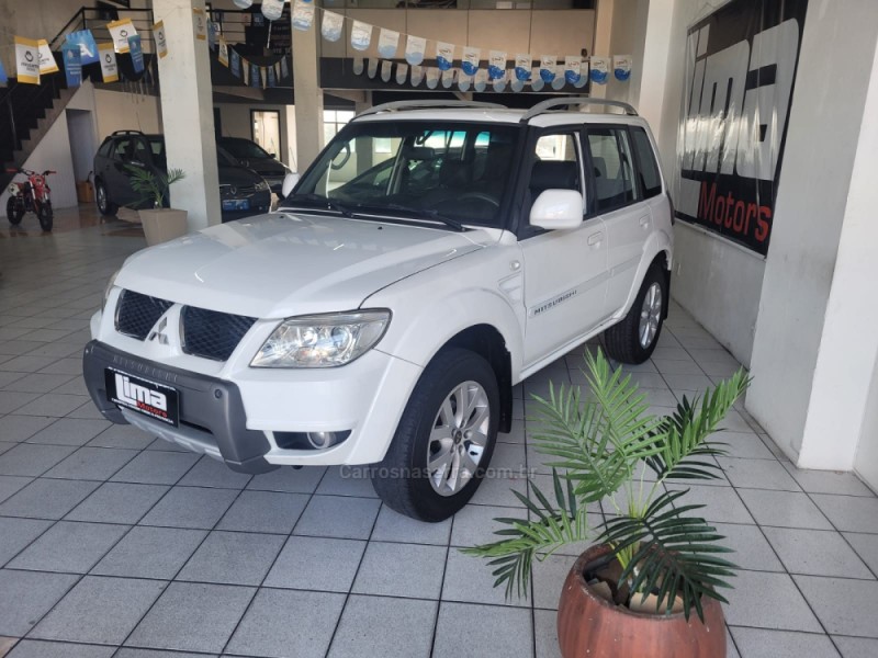 pajero tr4 2.0 4x4 16v 140cv flex 4p automatico 2011 caxias do sul