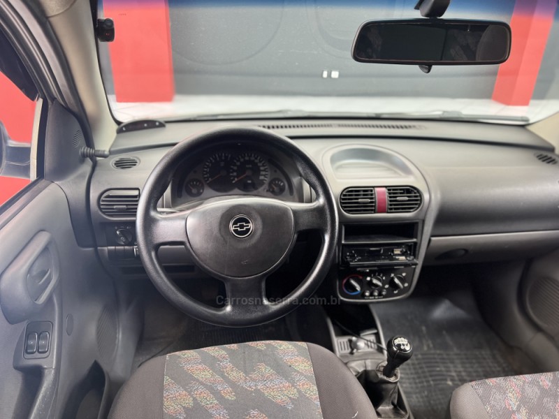 CORSA 1.8 MPFI 8V FLEX 4P MANUAL - 2004 - CAXIAS DO SUL
